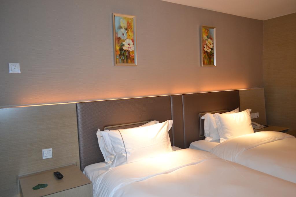 Angel Garden Hotel Хух-Хото Номер фото