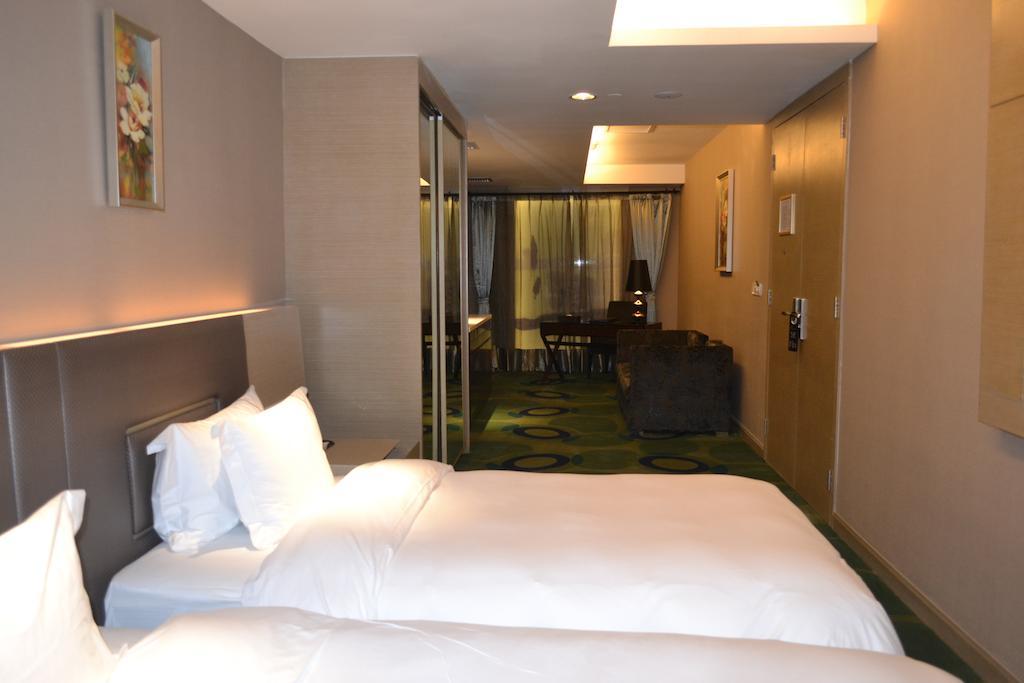 Angel Garden Hotel Хух-Хото Номер фото